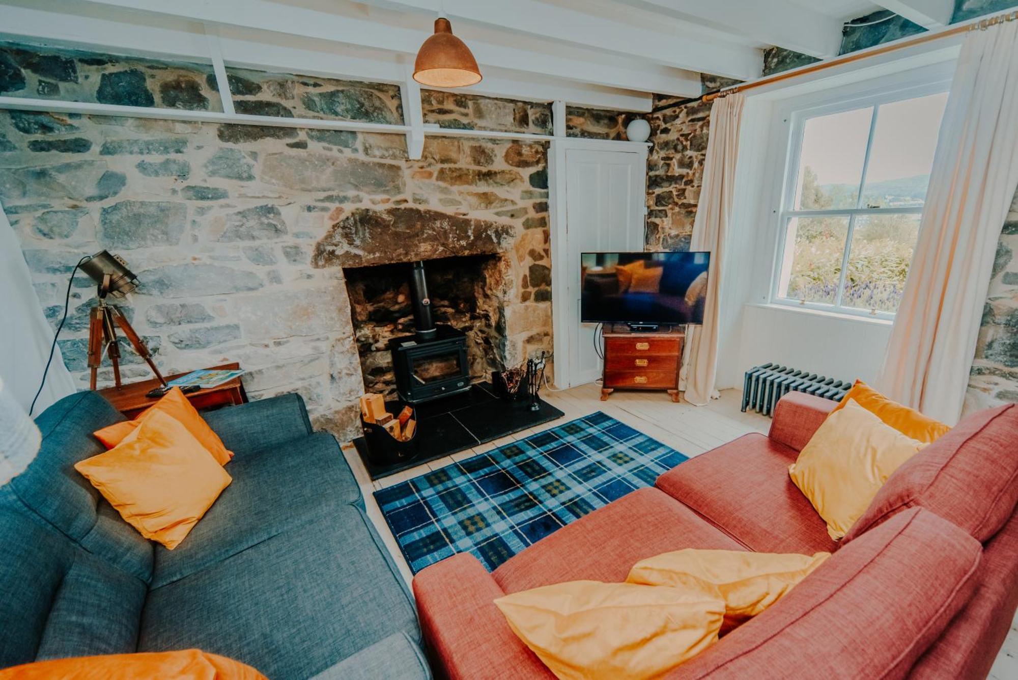 Old Kyle Farm - Stunning Views - 2 Mins From Skye Bridge Vila Kyleakin Exterior foto